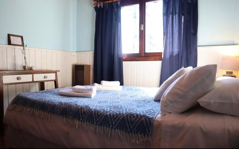Bedroom 3, Hosteria Las Cartas, Bariloche