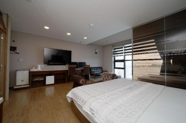 Bedroom 4, Ulsan Ilsan Windhill, Dong