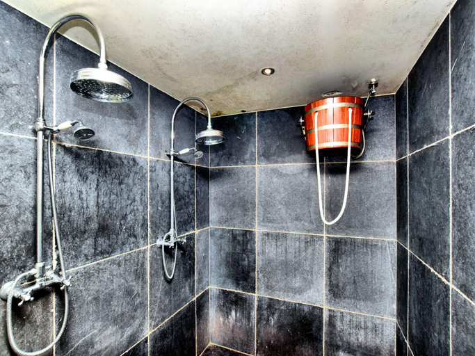 Bathroom 5, Stylish Stay with Sauna, Namur