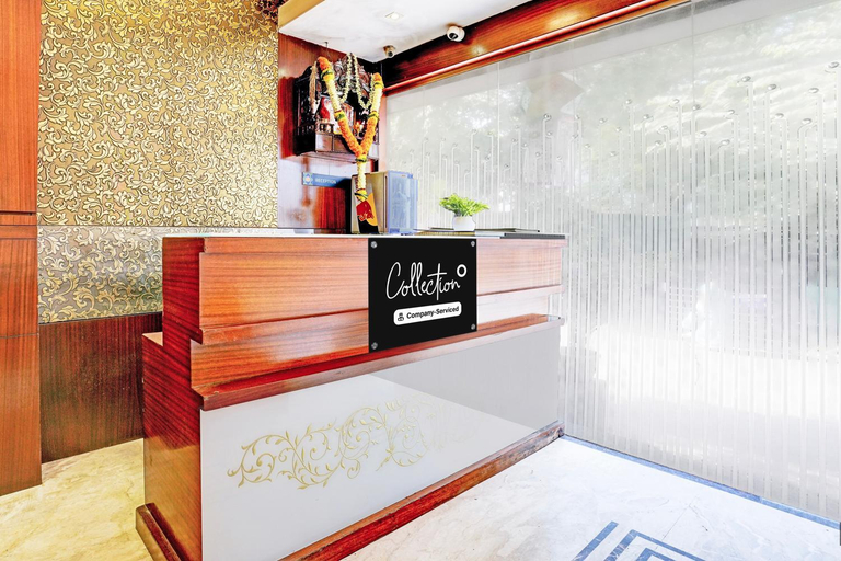 Public Area 2, Hotel Airport Metro, Mumbai Suburban