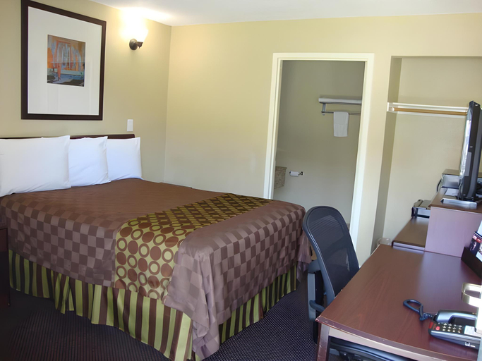 Bedroom 3, Quality Inn Elk Grove Sacramento CA, Sacramento