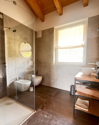 Bathroom 2, Maso Valer - Agritur, Trento