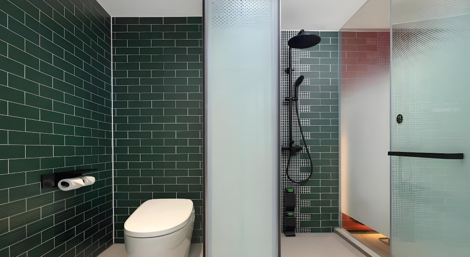 Bathroom 4, Shenzhen Futian Huaqiang North Qiuguo Hotel, Shenzhen