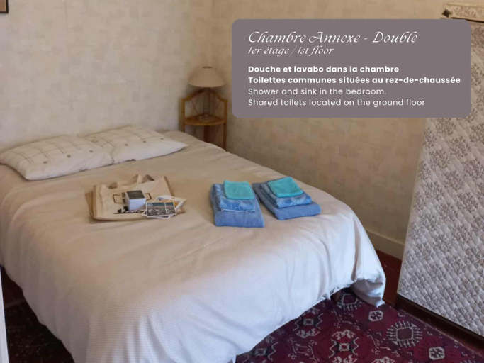 Bedroom 4, Au pied de la Cathedrale, Calvados