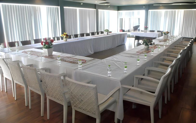Others 5, Seaside Villa & Muse Beach Resto, Jepara