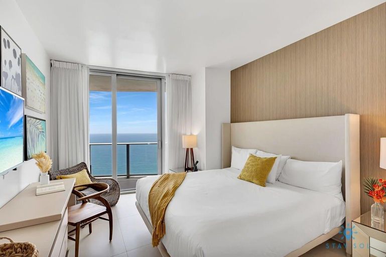 Bedroom 3, Luxury Oceanfront Condo: Pools, Beach, & Balcony, Broward