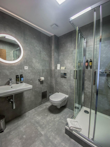 Bathroom 2, Apartmany GOLF&SKI, Martin