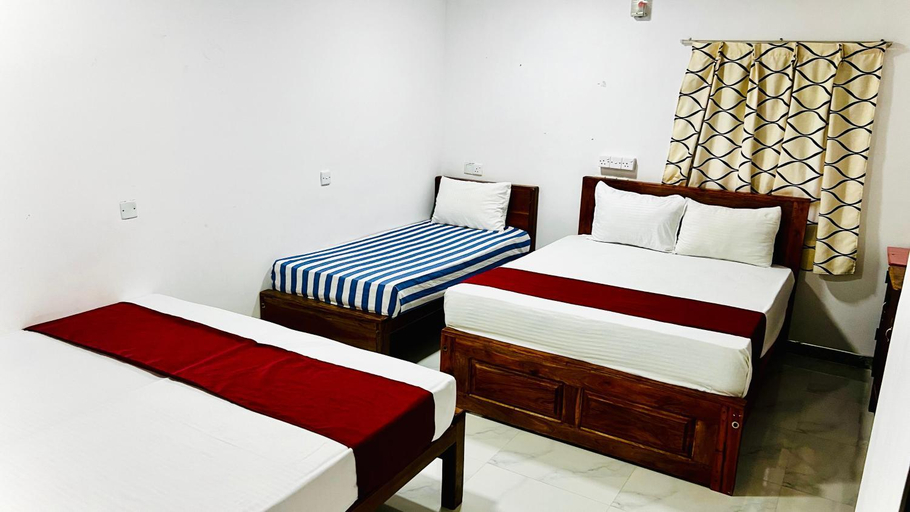 Bedroom 5, Trinco Star Cabana, Trincomalee Town and Gravets