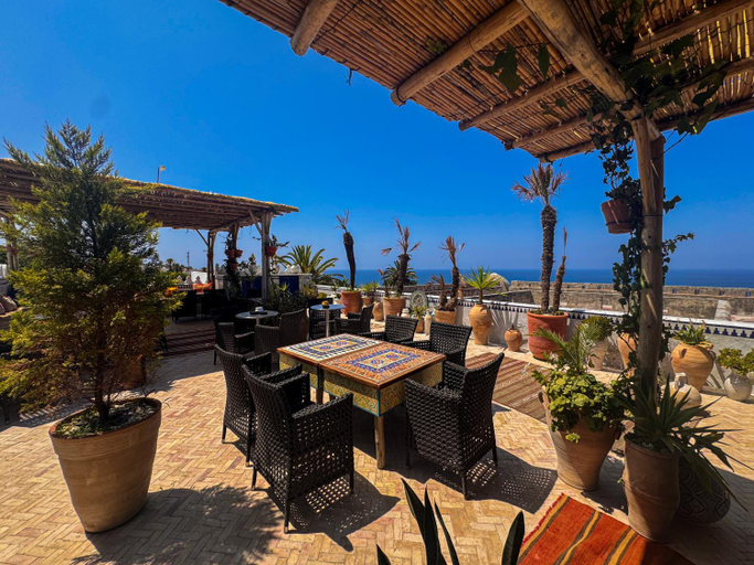 Food & Drinks 4, Riad Al-Qurtubi, Tanger-Assilah
