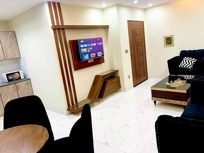 Others 4, Royal Height Residence, Lahore