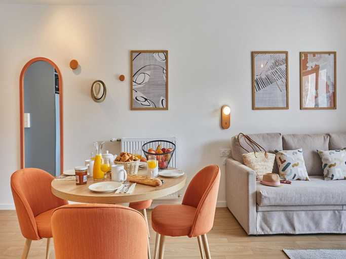 4, Apartment in Royan Near Sandy Beaches, Charente-Maritime