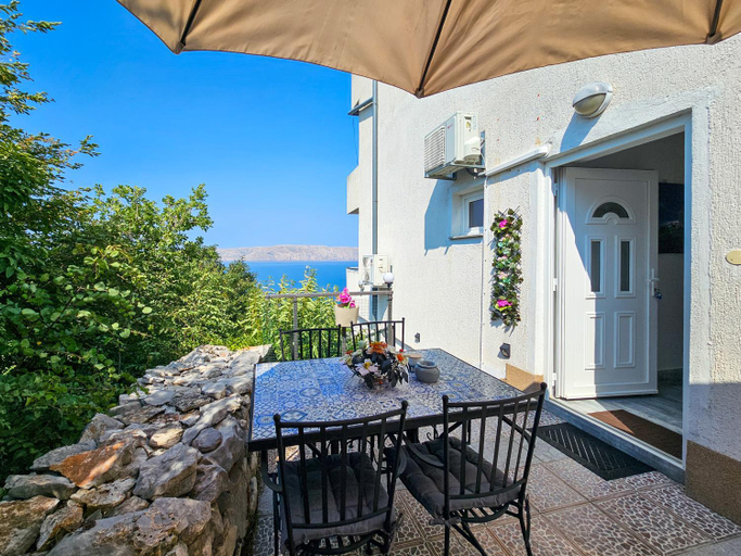 Others 5, Apartments Maja i Ante, Senj