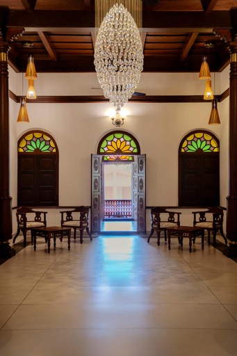 Others 3, Villa De 1945, Kannur