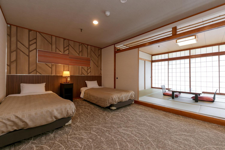 Bedroom, Kinugawa Royal Hotel, Nikkō