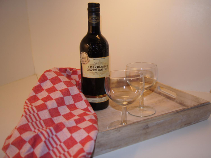 Food & Drinks 3, Farmhouse in Ulicoten near Forest Trails, Baarle-Nassau