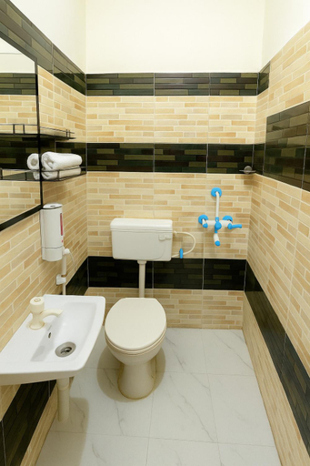 Bathroom 5, TAJ CITY HOTEL, Agra