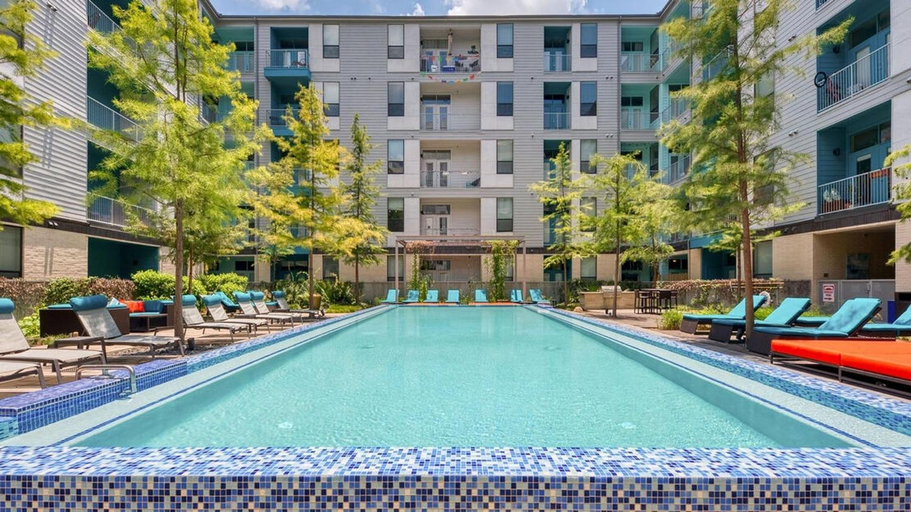 Sport & Beauty 2, Downtown San Antonio Apartments by Landing, Bexar