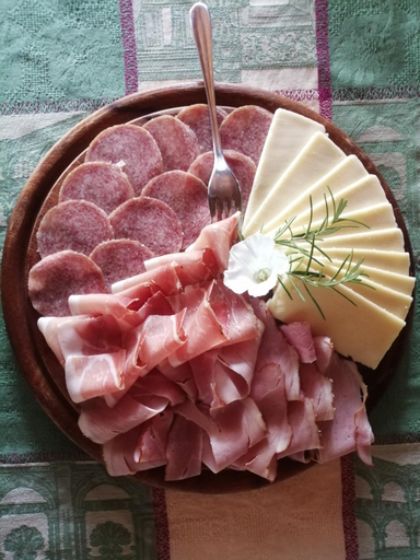Food & Drinks 5, Silentium Domus doo, Divaca