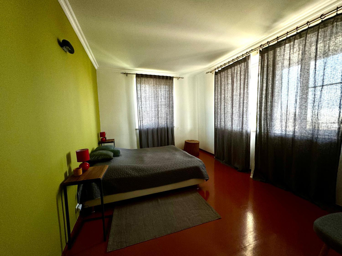 Bedroom 2, Guesthouse Sari-Safran