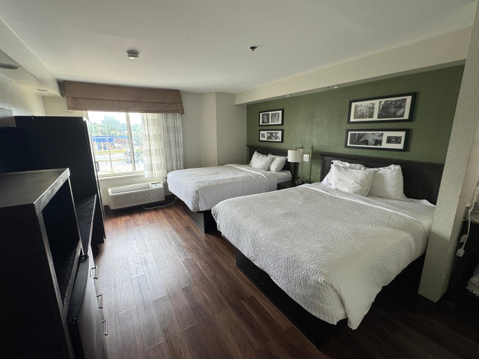 Bedroom 2, Broad St Inn, Sumter