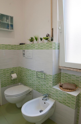 Bathroom 5, Florence Station Guesthouse, Florence