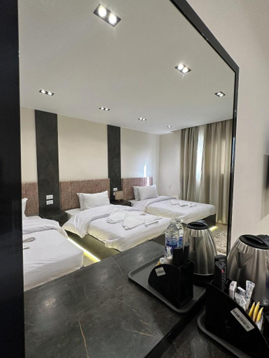 Bedroom 2, Crowne pyramids view inn , Al-Ahram
