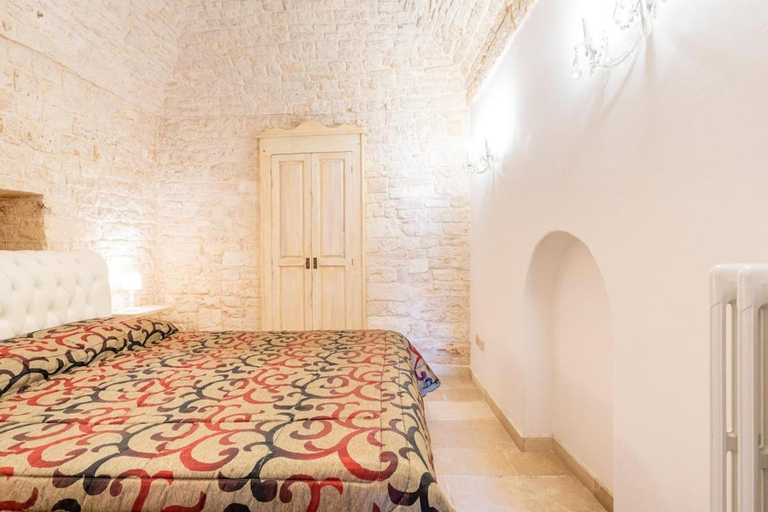 Bedroom 2, Trullimania, Bari