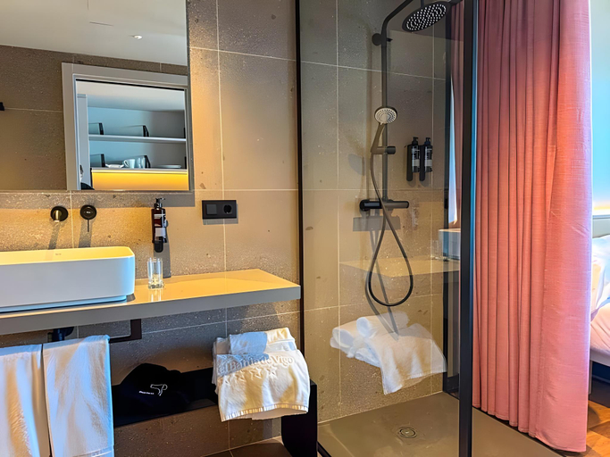 Bathroom 3, Sercotel Hotel Bahia de Vigo, Pontevedra