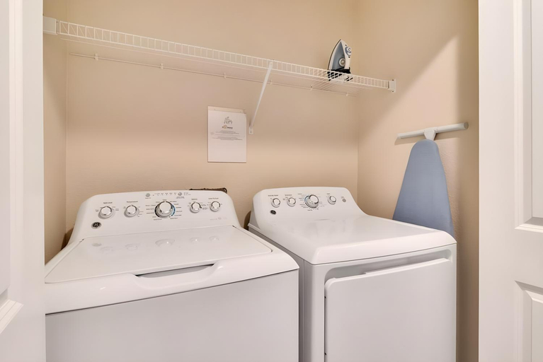 Bathroom 4, Bedrooms 3 Bathrooms Storey Lake 3075 PP, Osceola