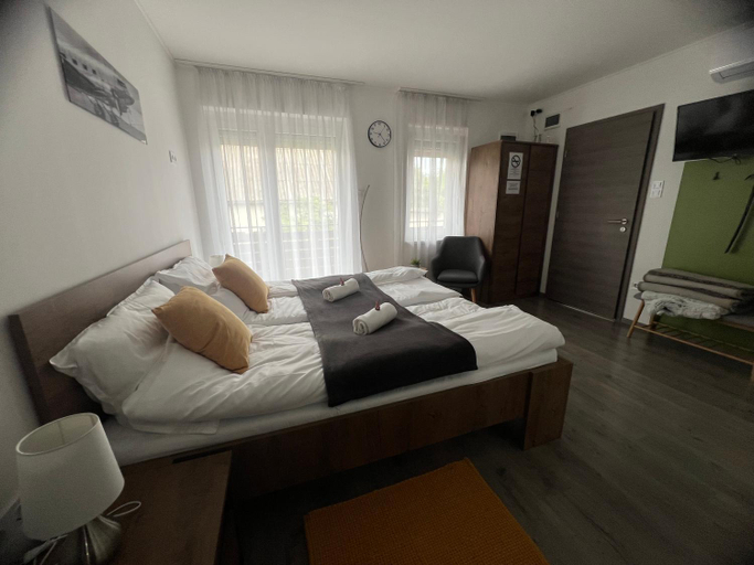 Others 3, Sophia Apartman Godollo, Gödöllő