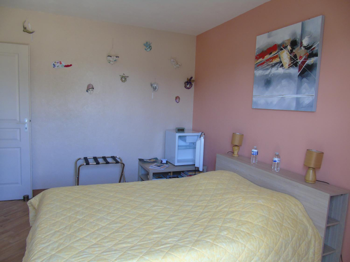 Others 2, les Eglantines, Lot-et-Garonne