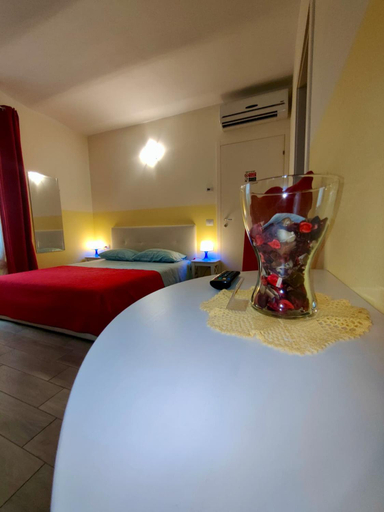 Bedroom 2, El Doorado, Lecco