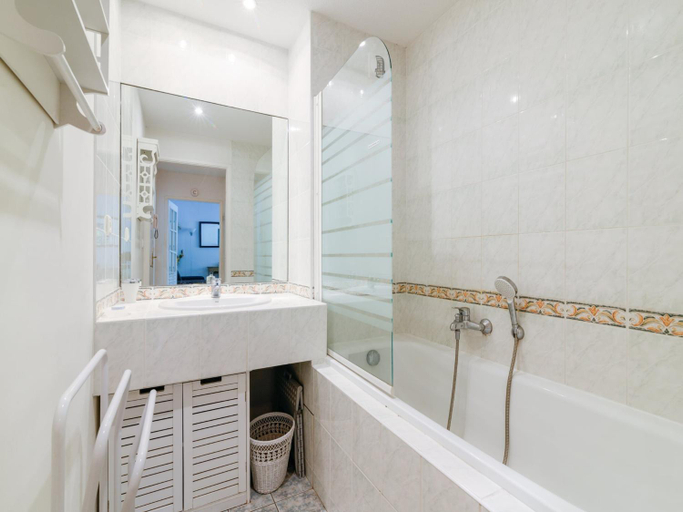 Bathroom 3, Mougins Hideaway for 4 Guests, Alpes-Maritimes