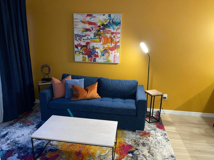 Others 3, Full Kitchen-youtubetv-smart Locksking Bedtop Fl, Pierce