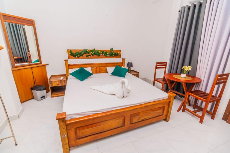 Bedroom 3, Cinnamon Airport Residencies., Katana