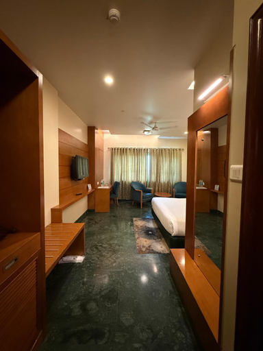 Bedroom 2, Brijwasi Lands Inn, Mathura