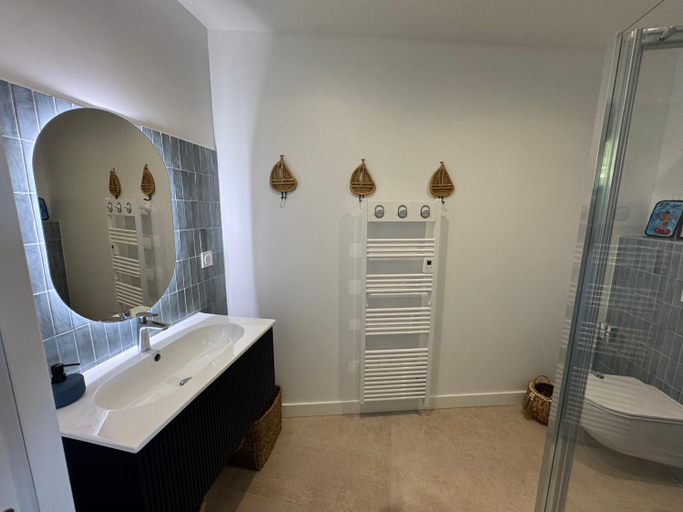 Bathroom 1, Villa T2 standing 50m2, vue mer, Corse-du-Sud
