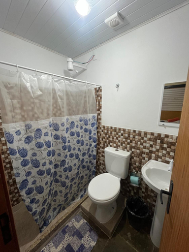 Bathroom 3, Hotel da Vila, Nova Friburgo