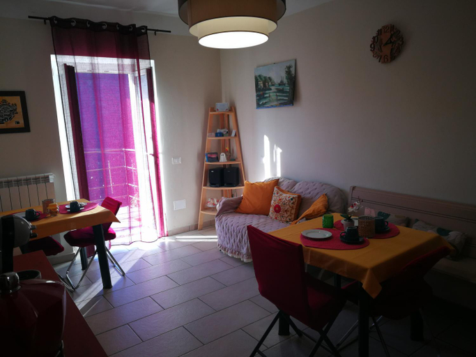 Others 2, Home n Breakfast Ca' di Toni, Genova