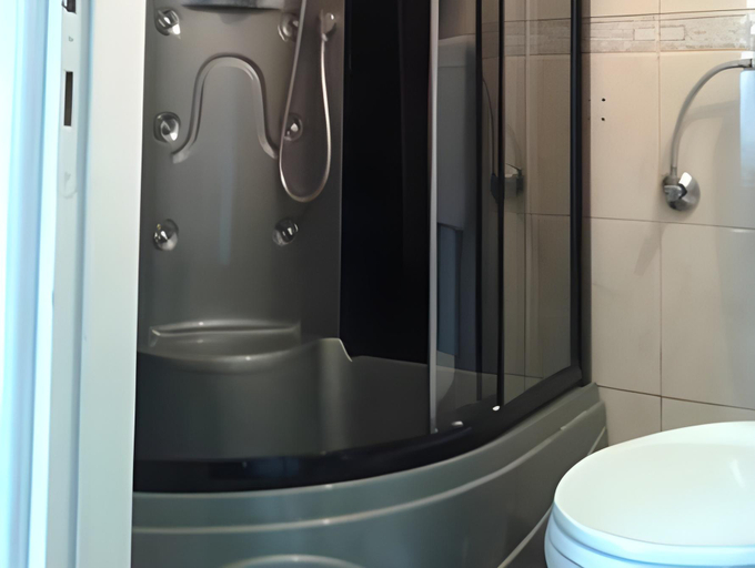 Bathroom 2, Csaki Vendeghaz, Sovata