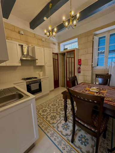 Others 4, Charming town house in Cospicua, Valperga Rooms