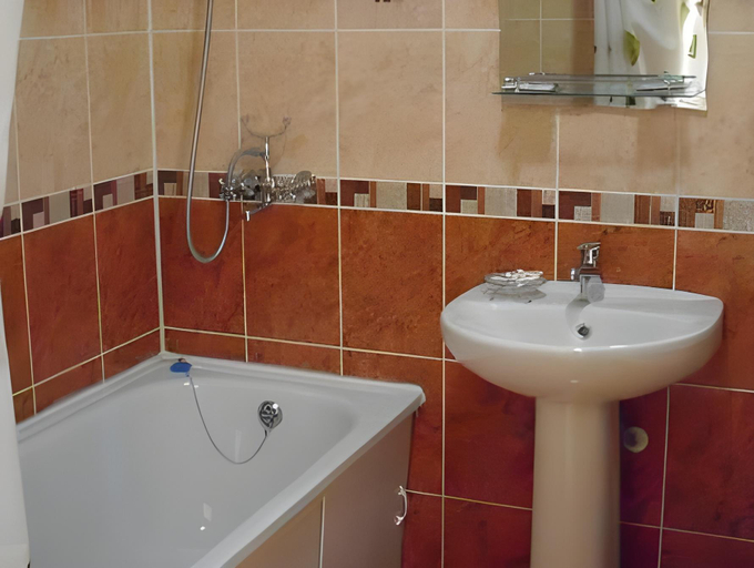 Bathroom 2, Olimp, Tula