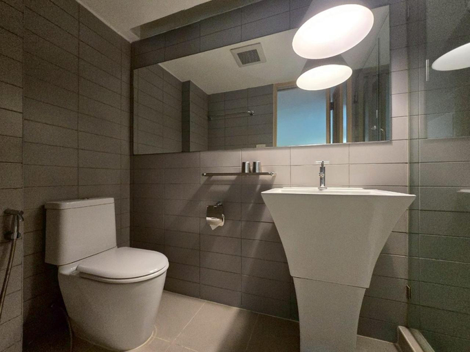 Bathroom 4, Somewhere to Escape - Hometel, Bang Rak