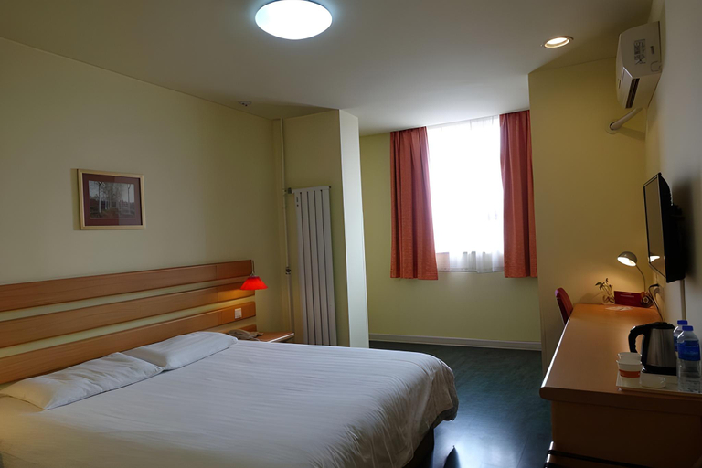 Bedroom 2, Home Inn Tianjin Binhai New District Seventh Street, Tianjin