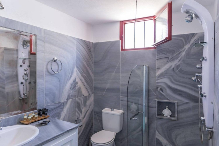 Bathroom 4, Beautiful Oia Villa, South Aegean