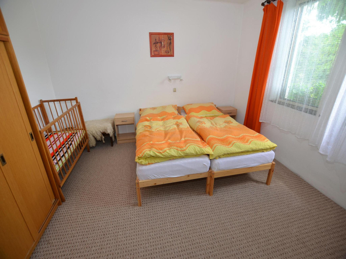 Bedroom 2, Townhouse in Bechyne with Private Pool, Tábor