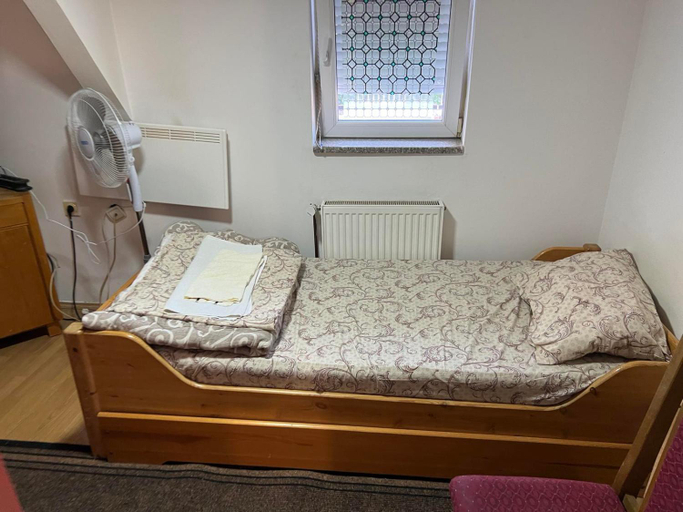 Bedroom 2, Slobo Velickovic, Prokuplje