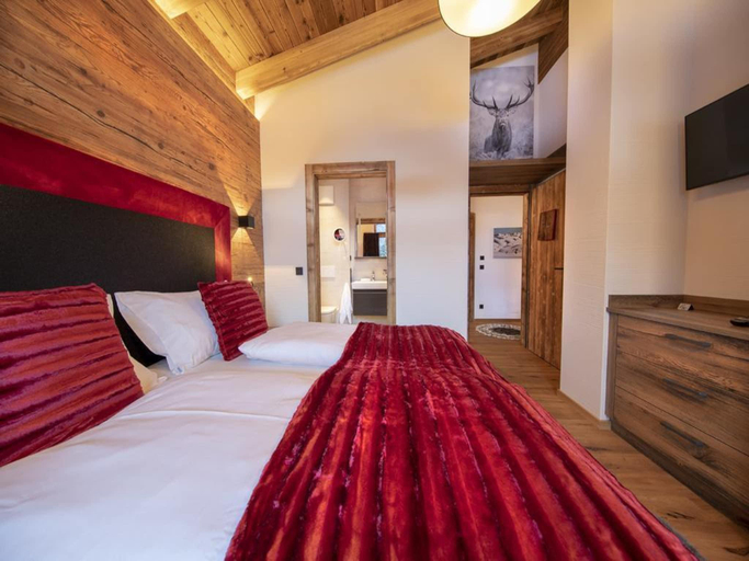 Bedroom 3, Chalet Retreat near Kitzbuhel Alps, Zell am See