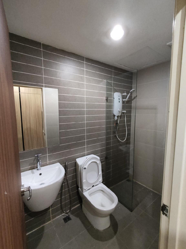 Bathroom 4, Kuching Kozi Square Apartment II, Kuching