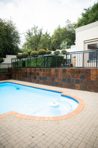 Sport & Beauty 1, The African Penguin Guesthouse, City of Tshwane